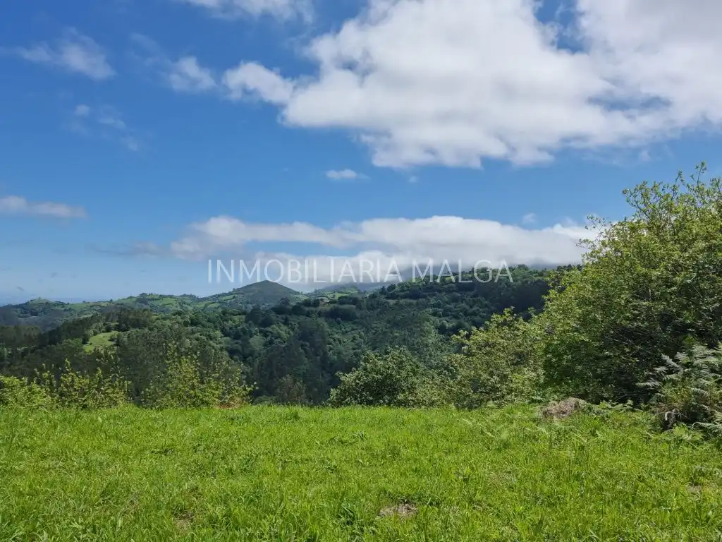 Casa o chalet en venta en Colunga con Jardín privado, Parquet y Terraza