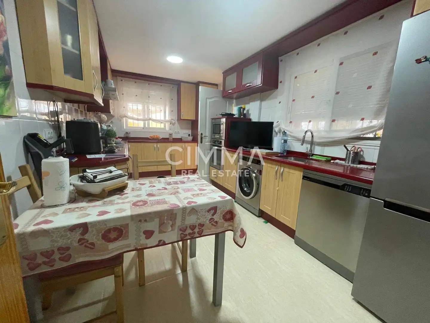 Cuina de Casa o xalet en venda en La Nucia amb Aire condicionat, Jardí privat i Terrassa