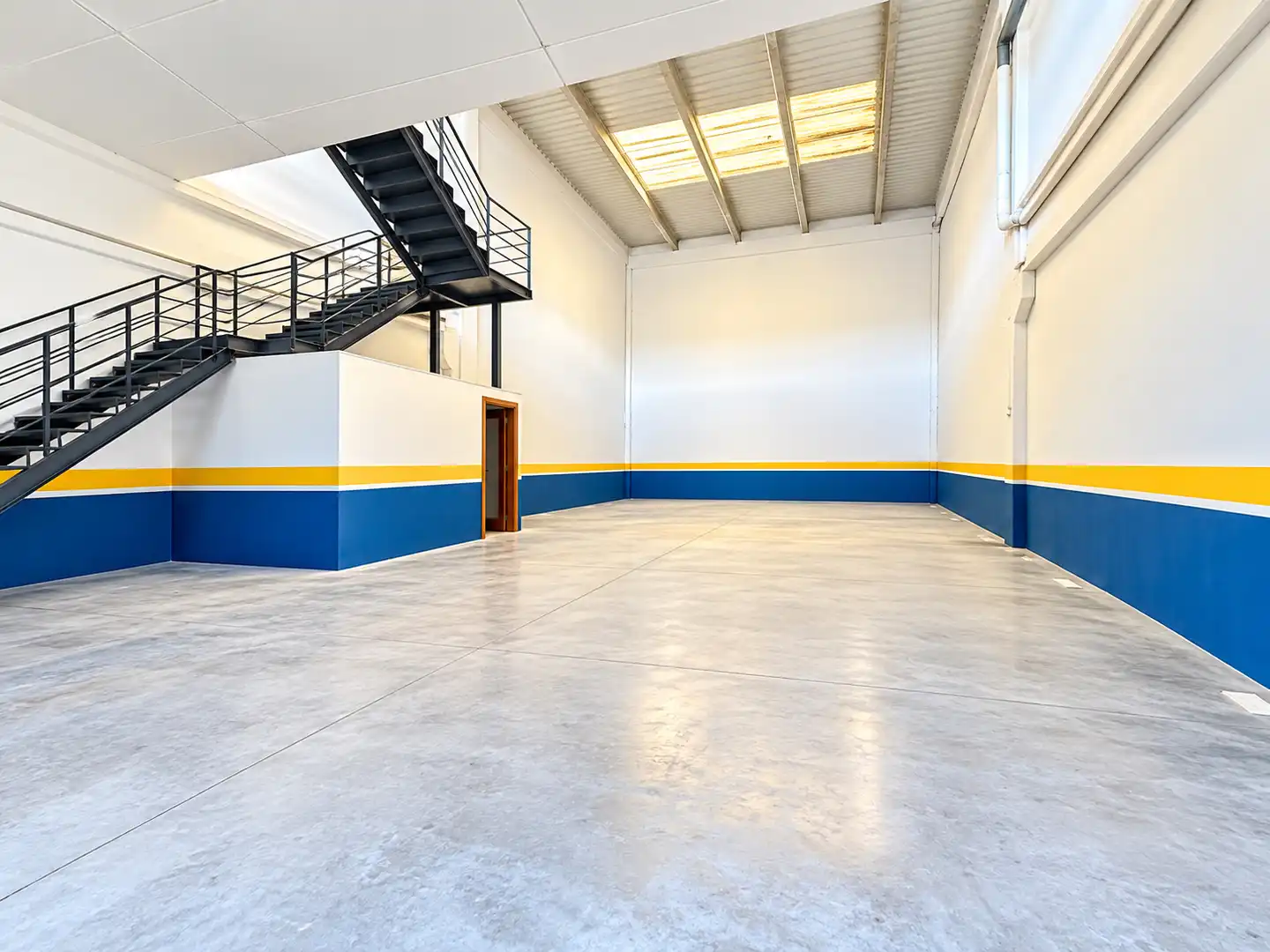 Industrial building for sale in Calle la Venta 11, imagen 7