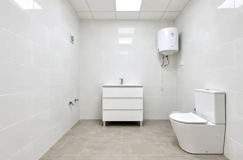 Badezimmer von Geschaftsraum zur Miete in Orihuela