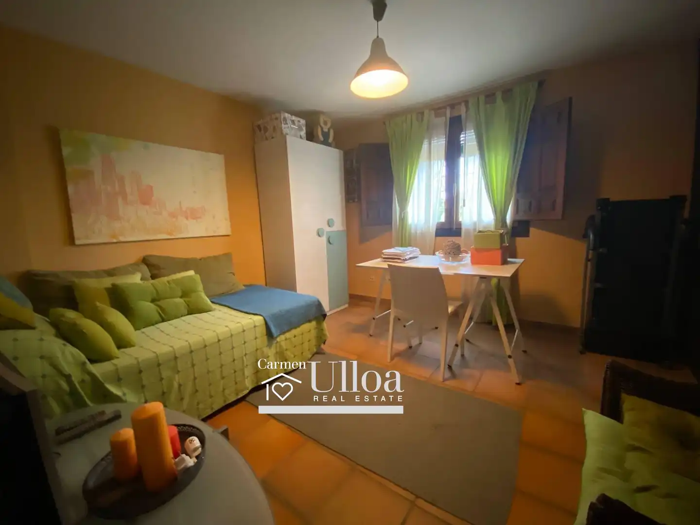Dormitori de Casa o xalet en venda en Alicante / Alacant amb Jardí privat, Terrassa i Traster
