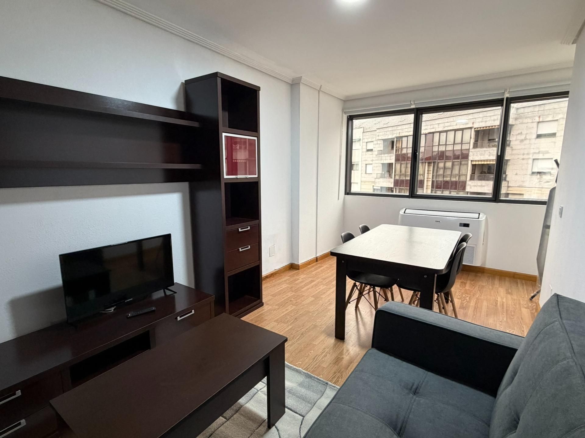 Apartment to rent in Calle del Lago de la Baña, Centro