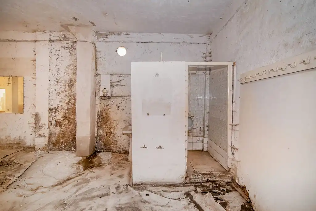 Badezimmer von Geschaftsraum zum Verkauf in Cartagena
