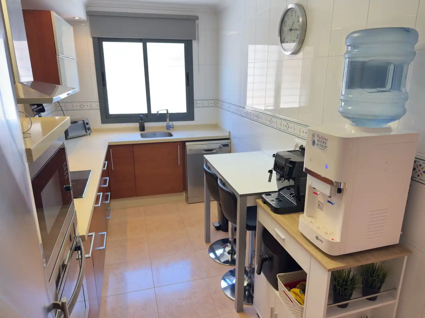 Cuina de Casa adosada en venda en Roquetas de Mar amb Aire condicionat i Traster