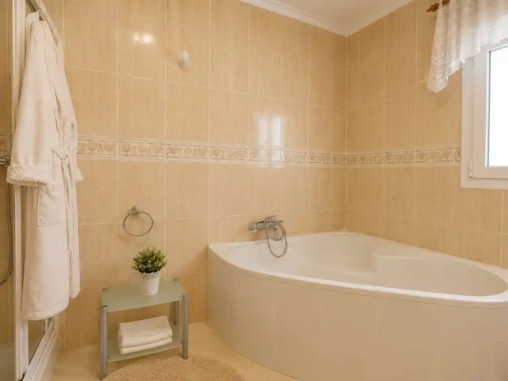 Casa con terraza en venta en Cala Advocat - Baladrar, imagen 18
