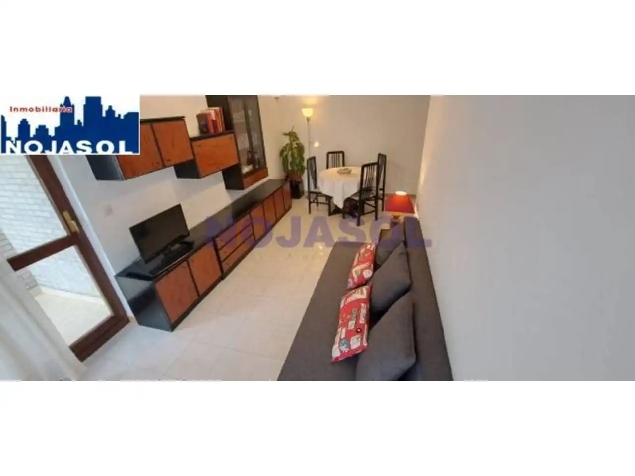 Sala de estar de Apartamento de alquiler en Noja con Terraza y Amueblado