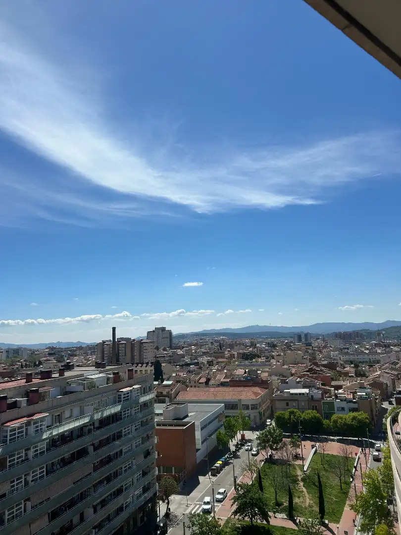Vista exterior de Oficina en venda en Terrassa amb Terrassa