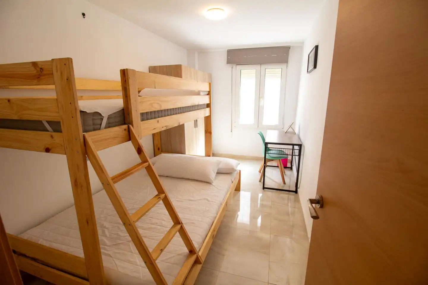Ground floor for rent in Avinguda de la Malva-Rosa, La Malva-rosa