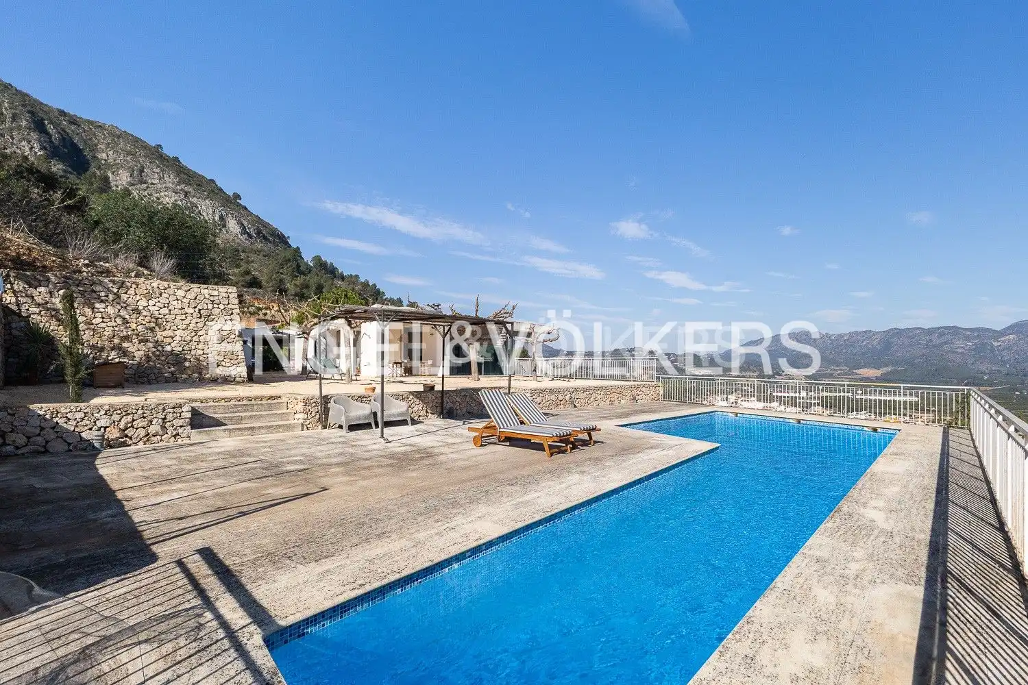 Piscina de Casa o xalet de lloguer en Tavernes de la Valldigna amb Aire condicionat, Calefacció i Jardí privat