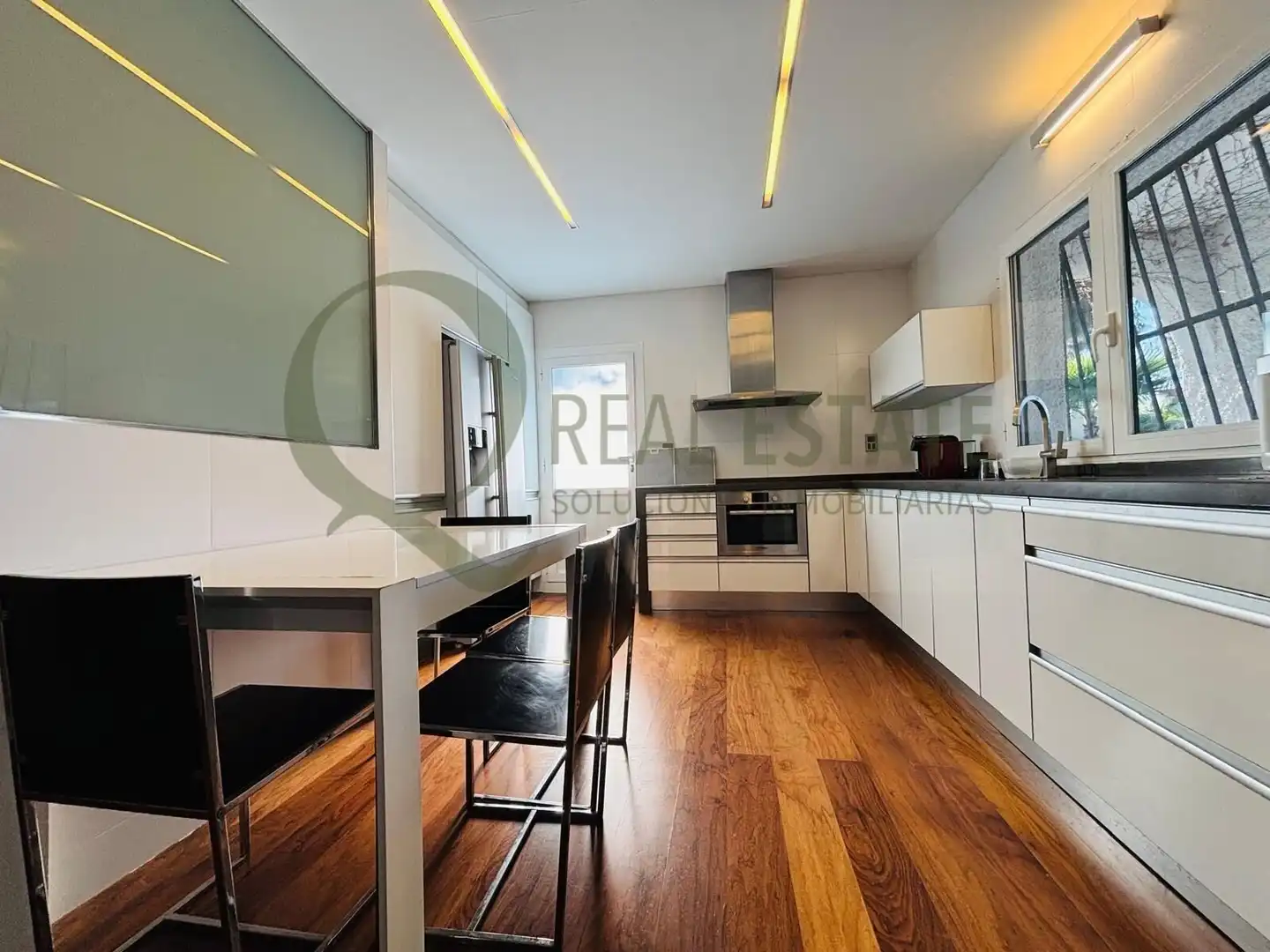 Kitchen of Houses for sale in Mutxamel  with Air Conditioner, Heating and Private garden