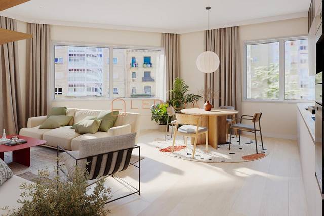 Piso en Venta en Valle Inclán, 1 en Centro