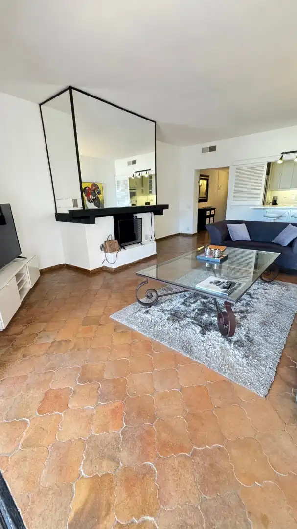 Sala d'estar de Pis en venda en Marbella amb Aire condicionat, Calefacció i Terrassa