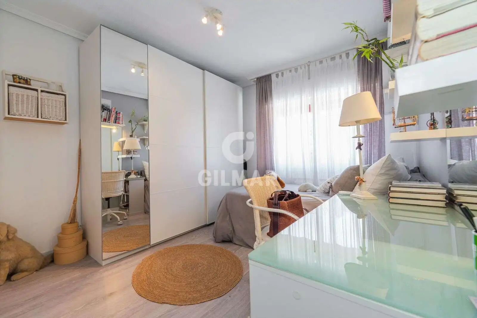 Bedroom of Detached homes for sale in Pozuelo de Alarcón  with Heating, Private garden and Swimming Pool