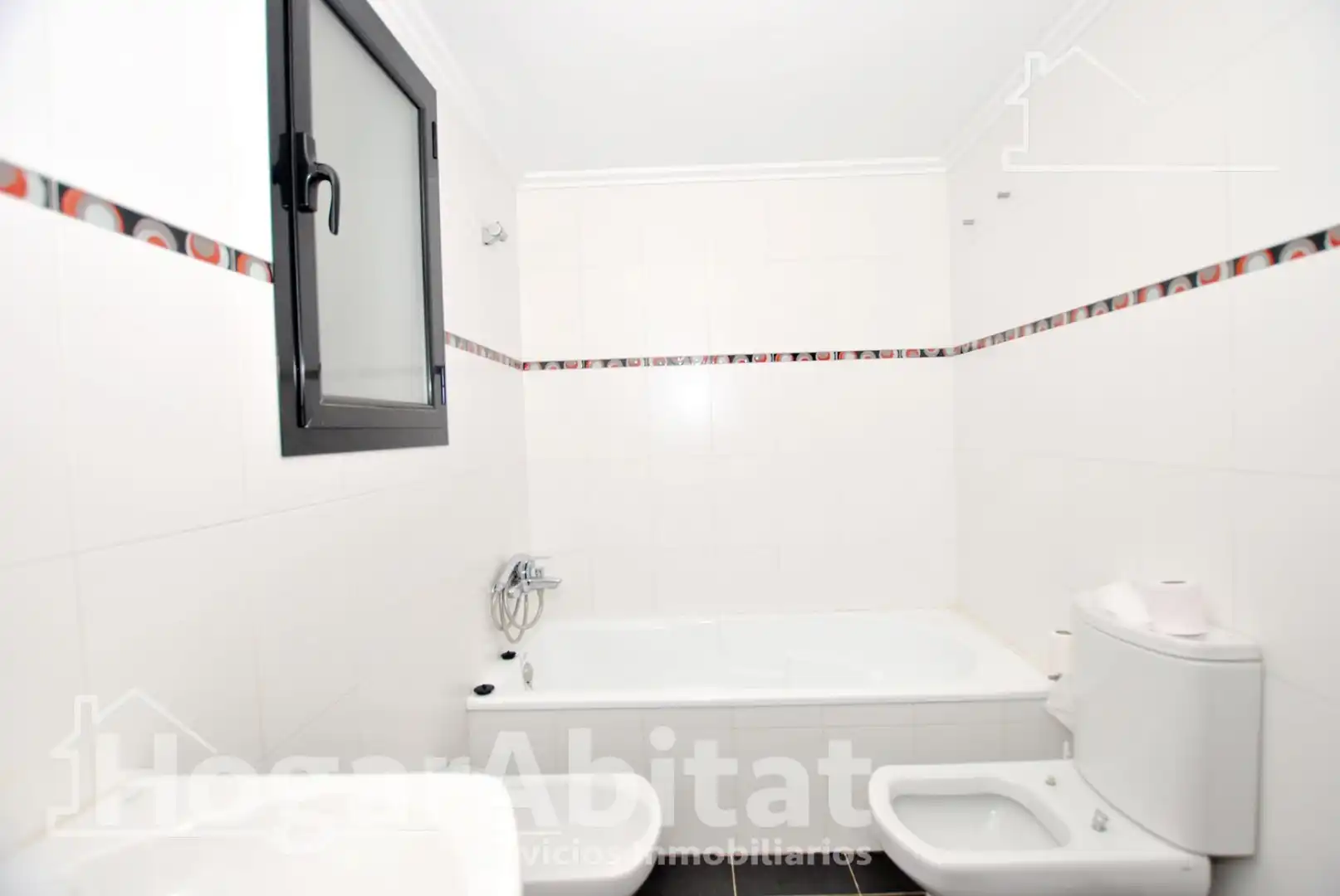 Baño de Piso en venta en Dénia con Aire acondicionado, Calefacción y Terraza