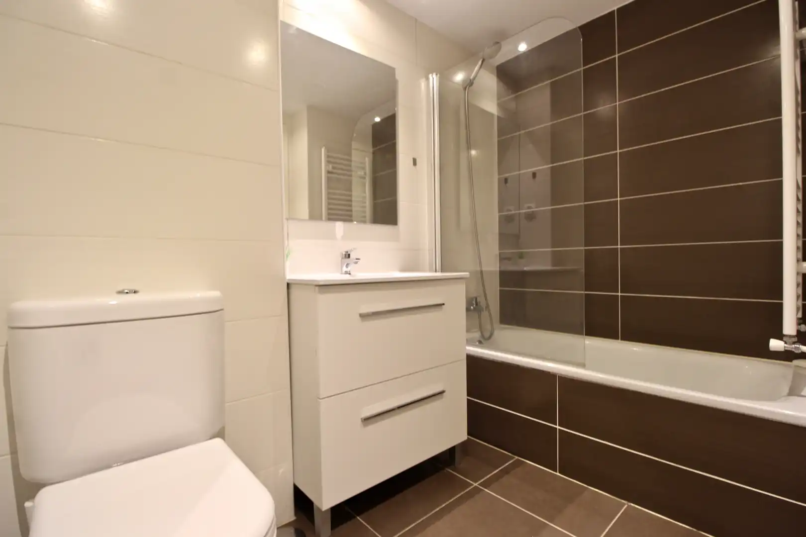 New build Flat with pool for sale in Avenida de la Ciudad de Barcelona 89, imagen 4