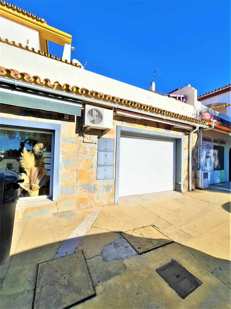 House with pool for sale in Nueva Andalucía, imagen 41