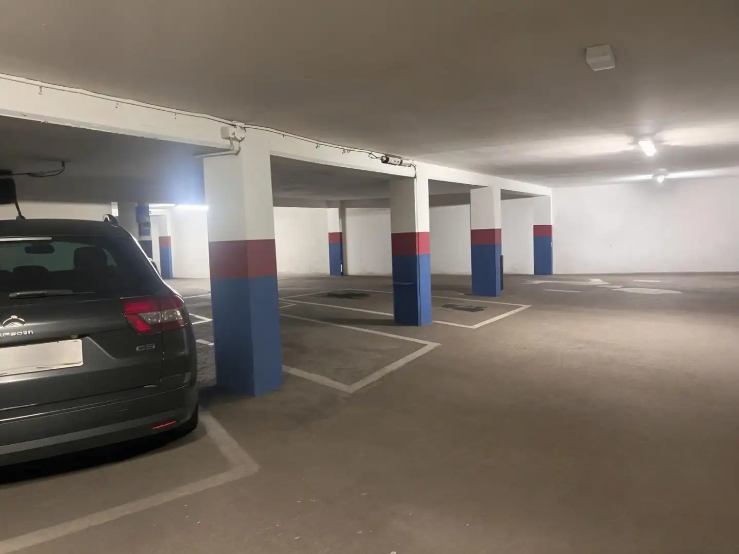 Aparcament de Pis en venda en Tarragona amb Aire condicionat, Calefacció i Terrassa