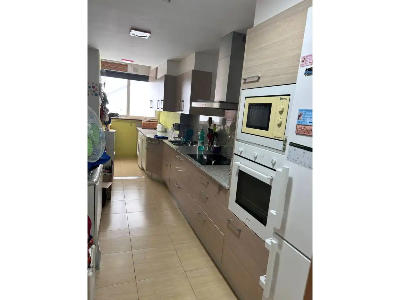 Cocina de Piso de alquiler en Girona con Calefacción, Amueblado y Balcón