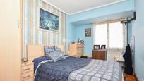 Bedroom of Flat for sale in Basauri 