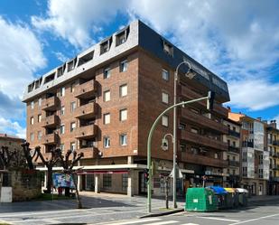 Vista exterior de Dúplex en venda en Zarautz amb Aire condicionat, Calefacció i Moblat