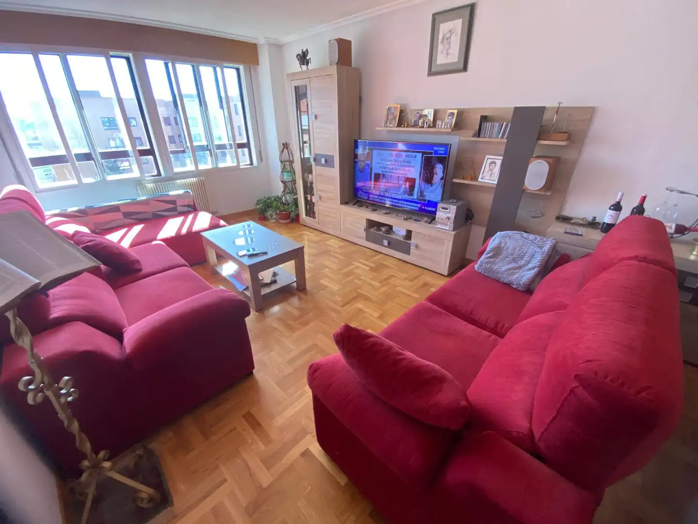 Sala d'estar de Pis en venda en Burgos amb Calefacció, Terrassa i Traster