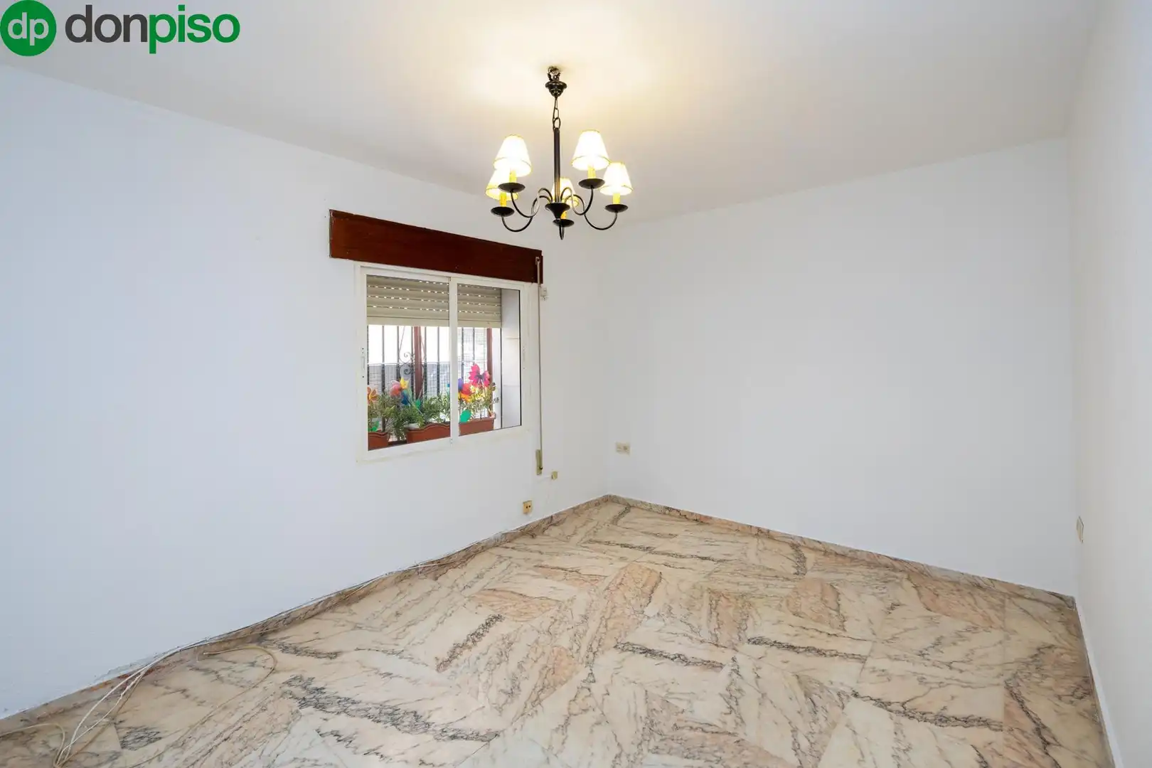 Habitación de Planta baja en venta en  Granada Capital