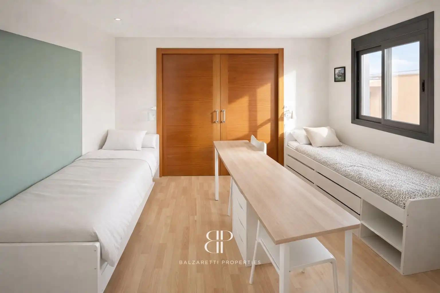 Bedroom of Flat for sale in Alella  with Heating, Terrace and Furnished