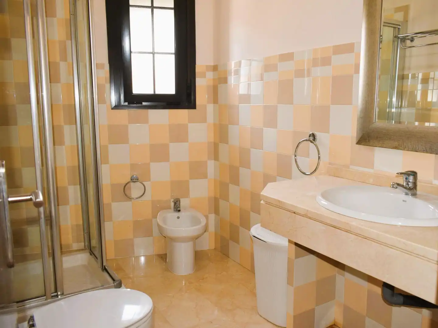 Baño de Edificio en venta en San Bartolomé de la Torre