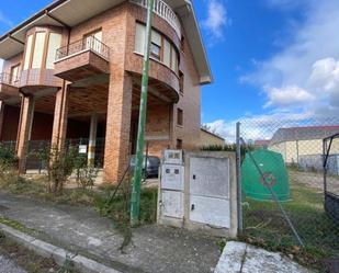 Exterior view of Industrial buildings to rent in Medina de Pomar