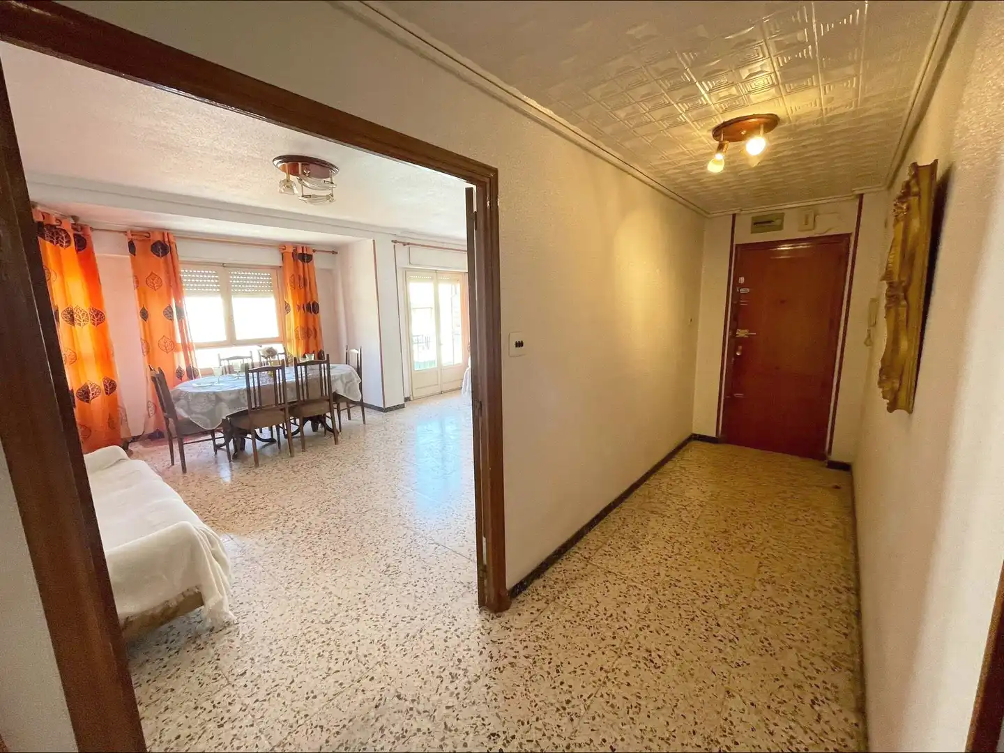 Piso en venta en Elche / Elx con Amueblado y Balcón
