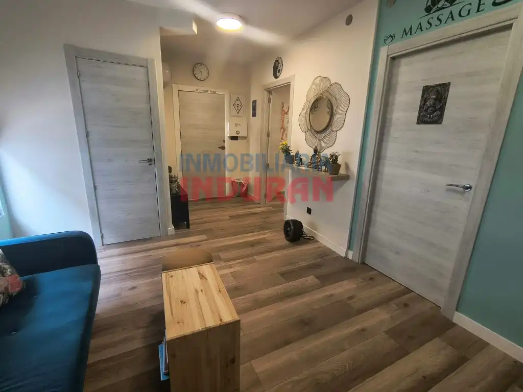 Local comercial de lloguer a Calle Ronda Sur, imagen 2