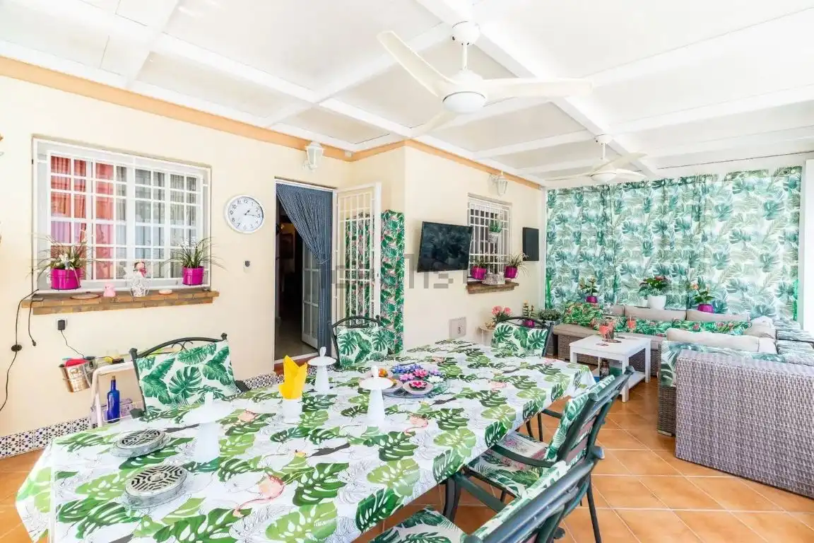 Chalet con terraza en venta en Calle el Peral, imagen 9