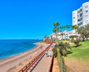 Vista exterior de Edifici en venda en Mijas