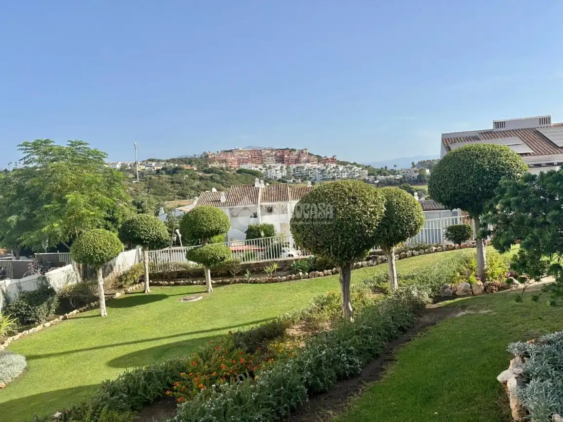 Jardí de Pis en venda en Manilva amb Aire condicionat i Terrassa