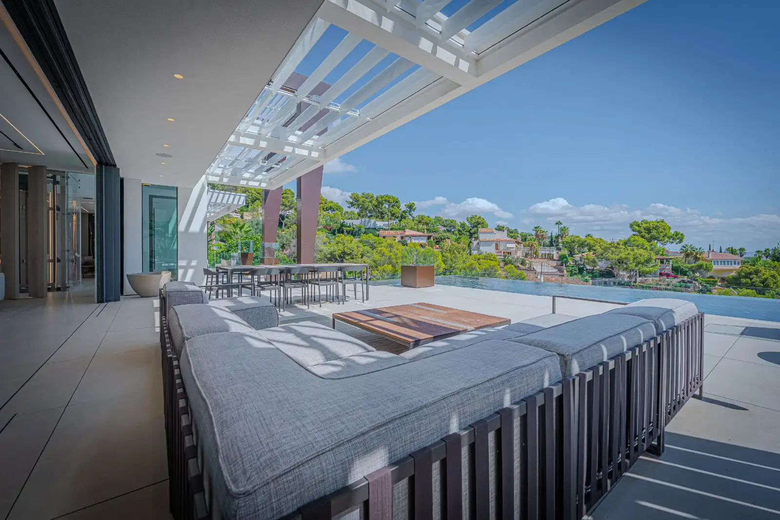 Terrace of Houses for sale in Calvià  with Air Conditioner, Heating and Private garden