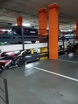 Einzelparkplatz mit Aufzug zum Verkauf in Carrer de Bellavista 47