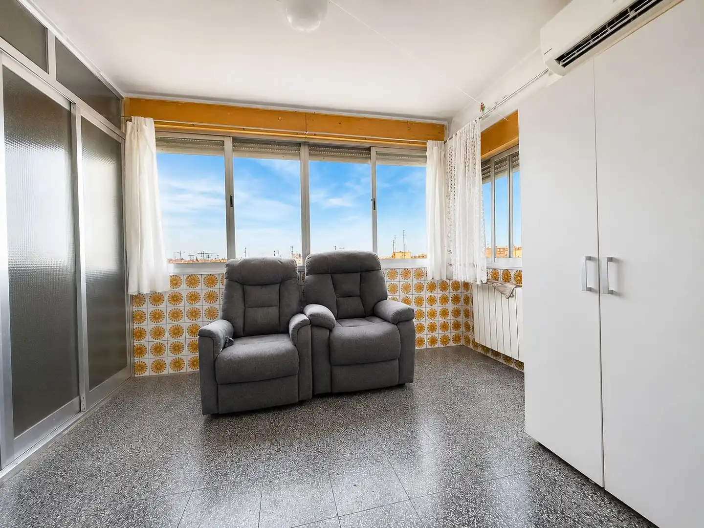 Sala d'estar de Pis en venda en Móstoles amb Aire condicionat, Calefacció i Terrassa