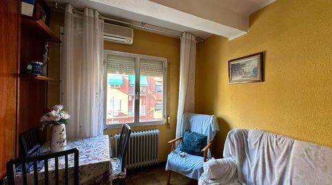 Foto 2 de Piso en venta en Vista Alegre, Madrid Capital