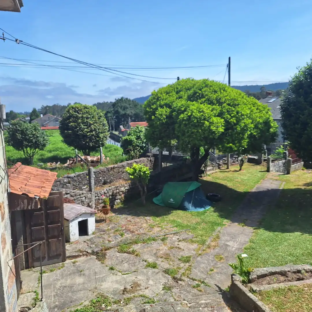 Casa con jardín en venta en Cuntis, imagen 2