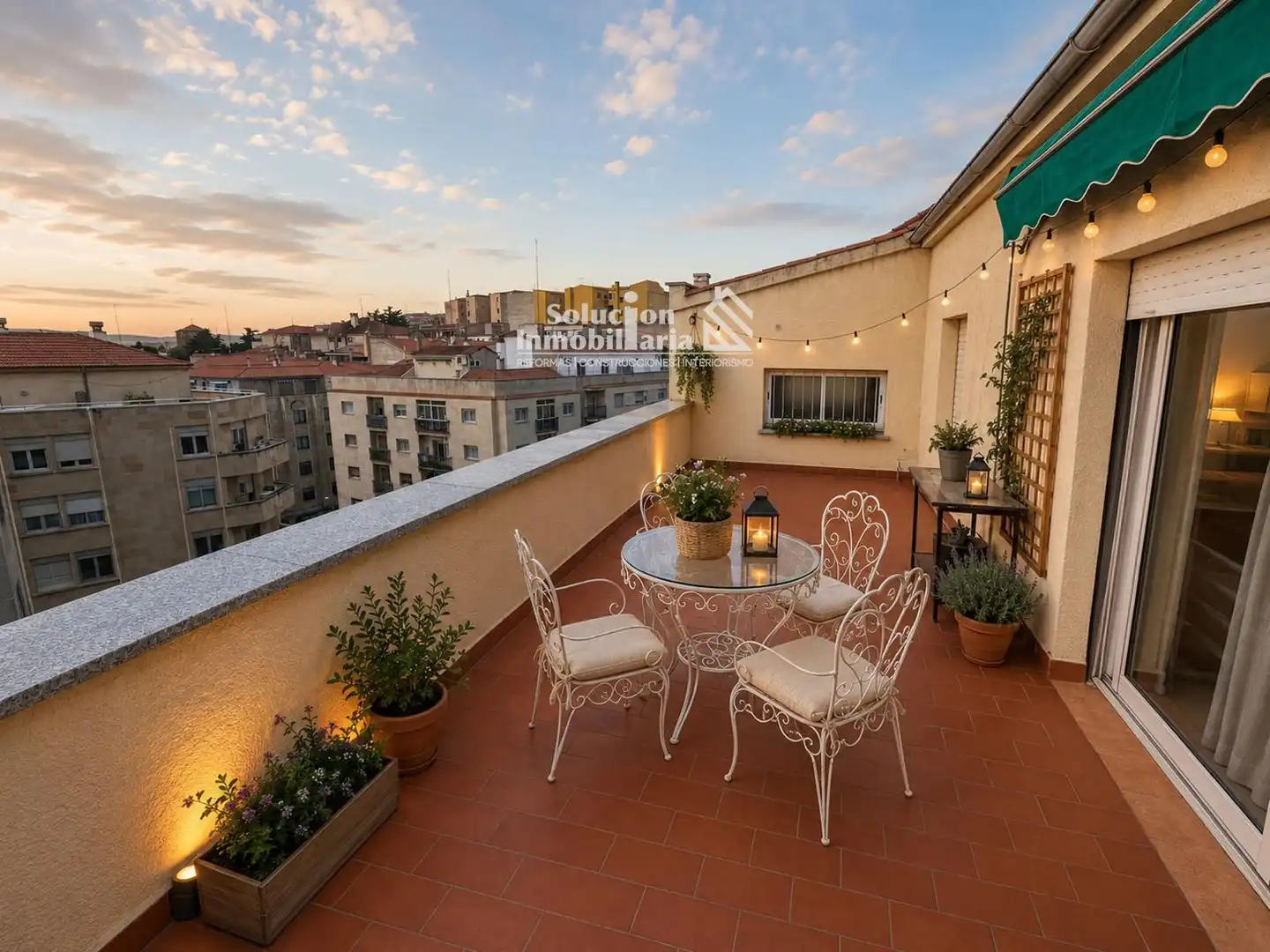 Terraza de Ático en venta en Salamanca con Calefacción y Terraza