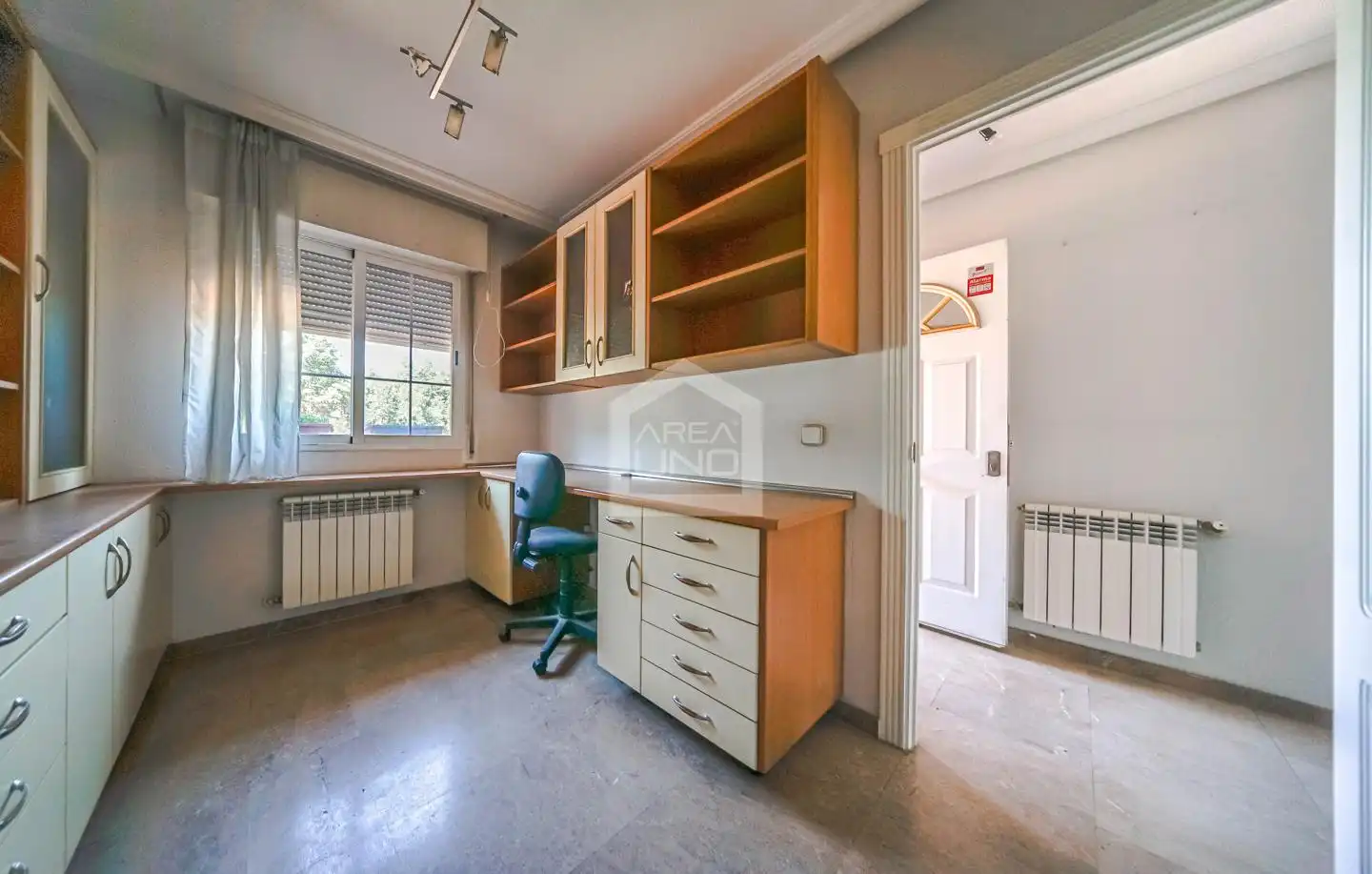 Casa adosada en venta en Villaviciosa de Odón con Calefacción, Jardín privado y Parquet