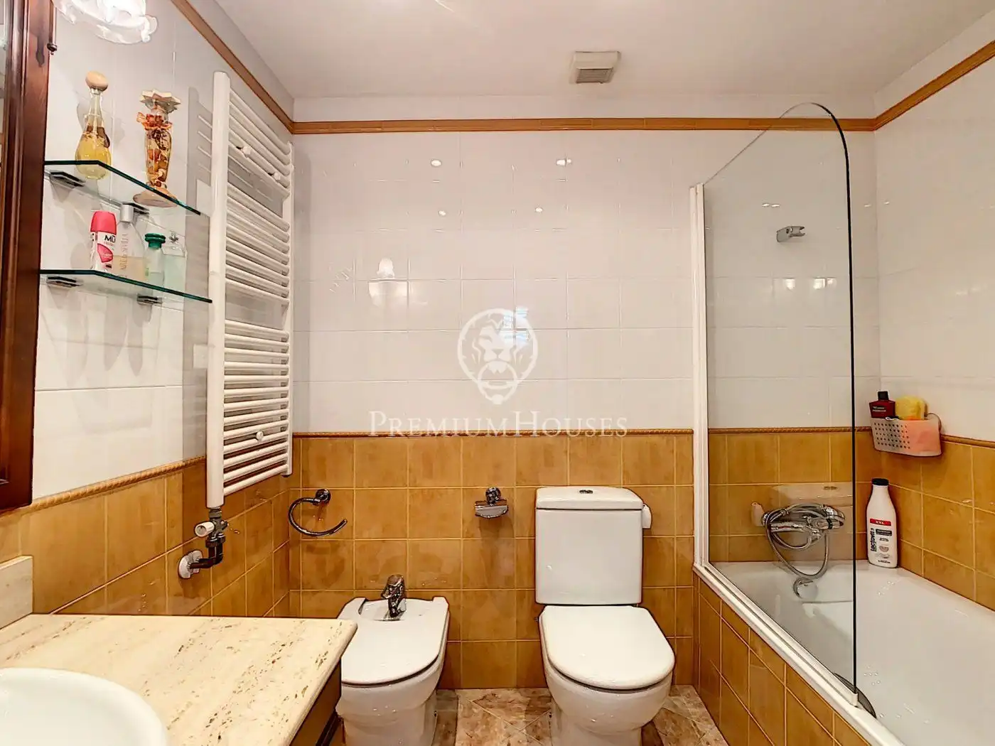 Baño de Casa o chalet en venta en Pineda de Mar con Aire acondicionado, Calefacción y Balcón