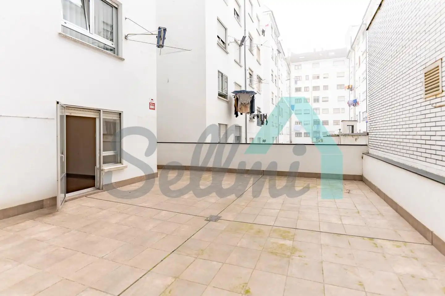 Terraza de Piso en venta en Ería - Masip