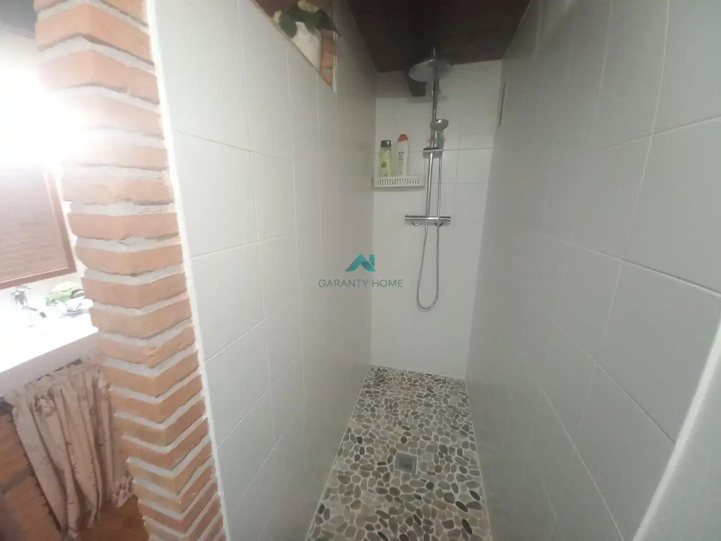 Baño de Casa adosada en venta en Voto con Calefacción, Jardín privado y Terraza