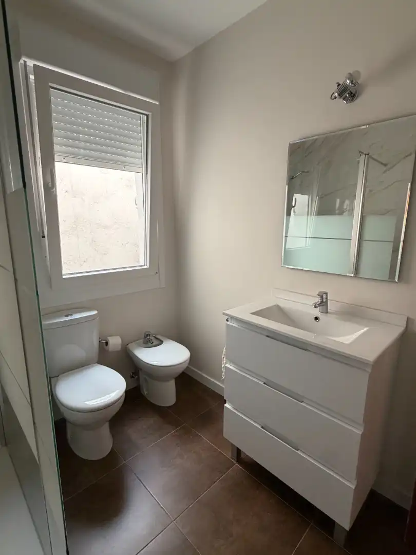 Badezimmer von Wohnung zur Miete in O Carballiño   mit Klimaanlage, Terrasse und Möbliert
