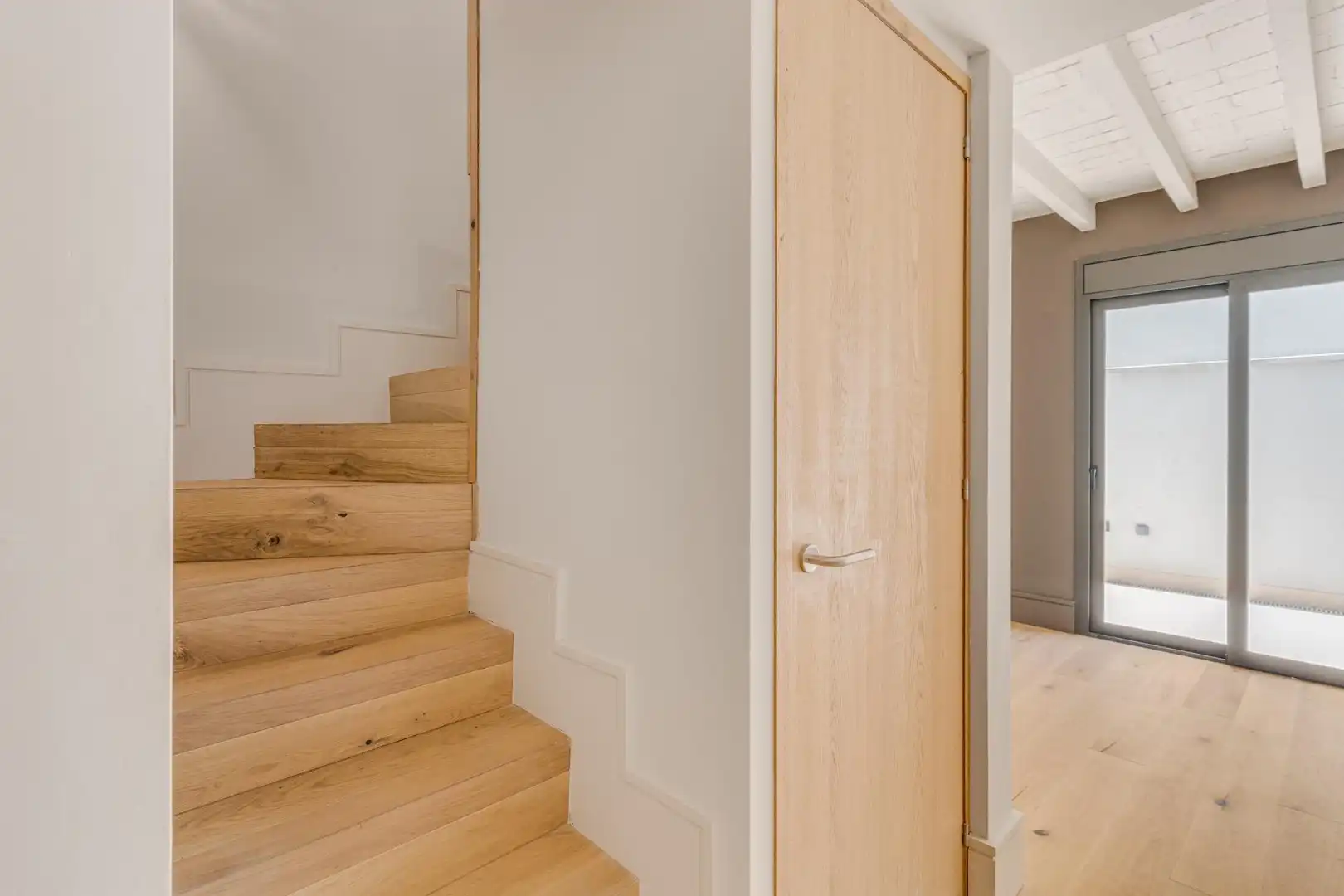 Flat for sale in Barcelona  with Air Conditioner, Heating and Parquet flooring