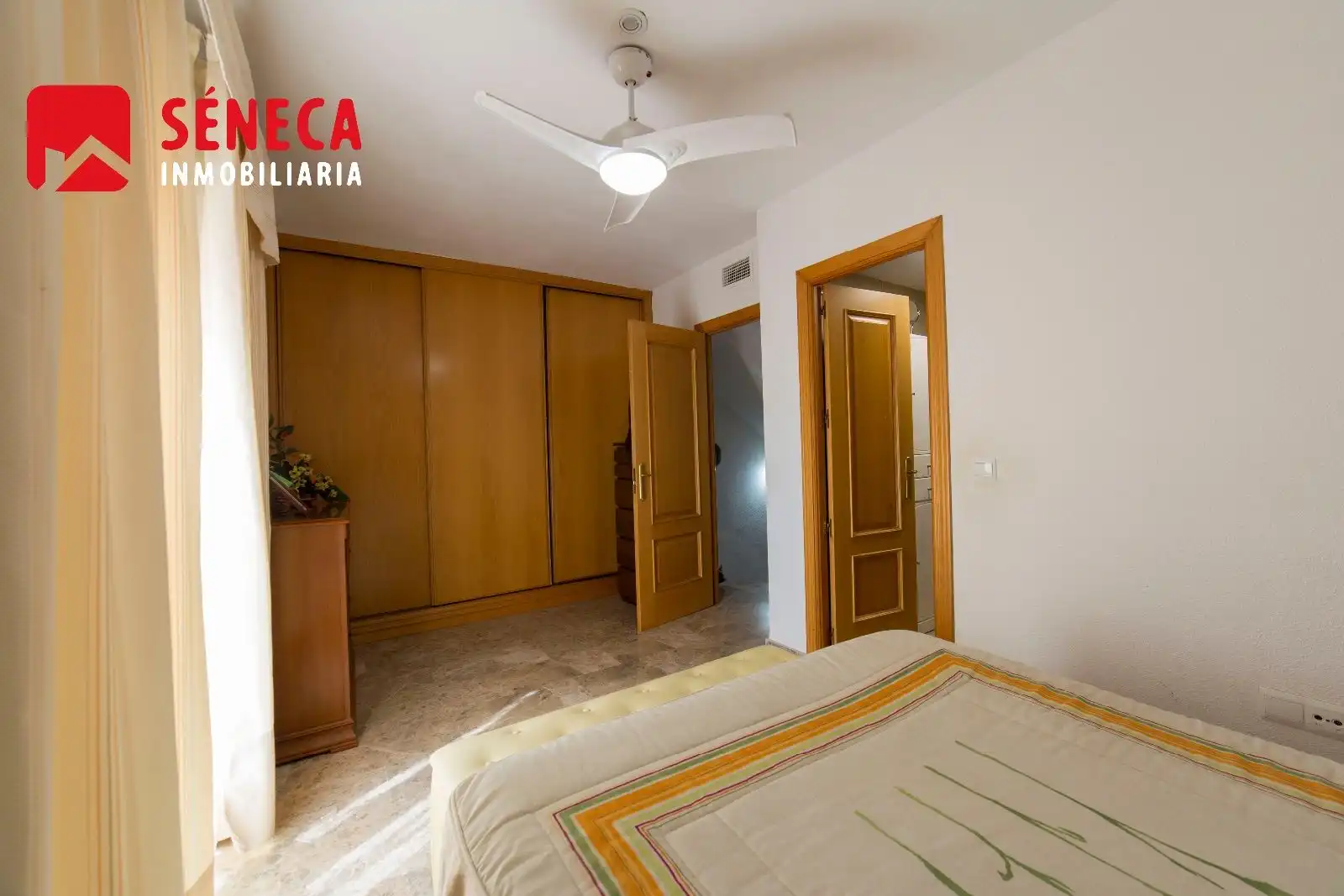Dormitori de Casa adosada en venda en Córdoba amb Aire condicionat, Calefacció i Terrassa