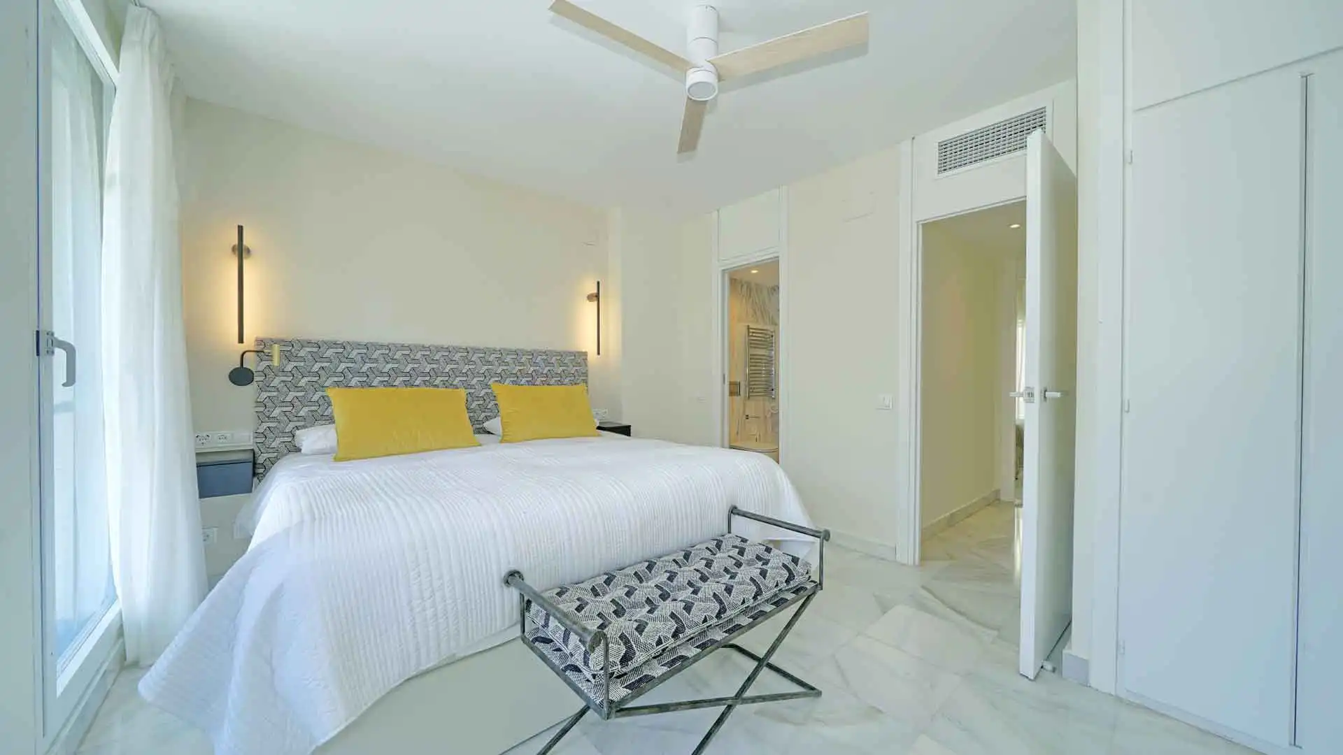 Apartment with pool for sale in Marbella Centro, imagen 15