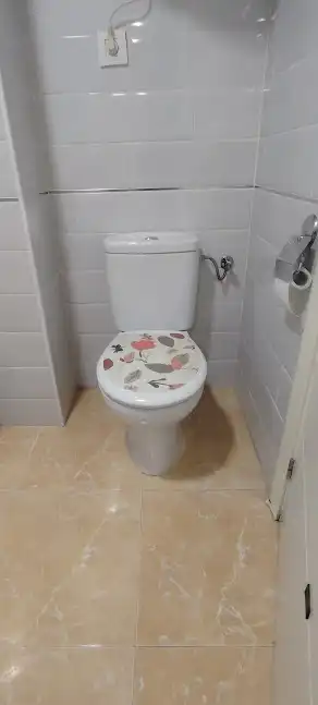 Bathroom of Flat for rent in Linares  with Air Conditioner, Heating and Furnished