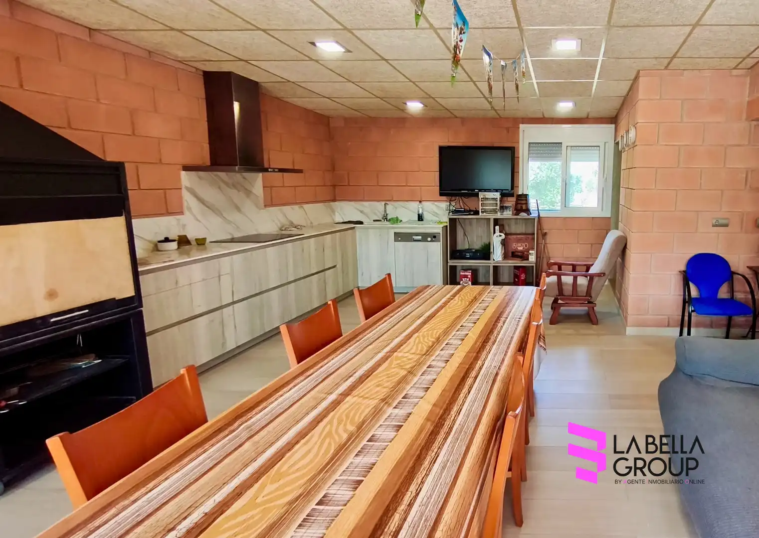 Cuina de Casa o xalet en venda en Tortosa amb Aire condicionat, Calefacció i Jardí privat